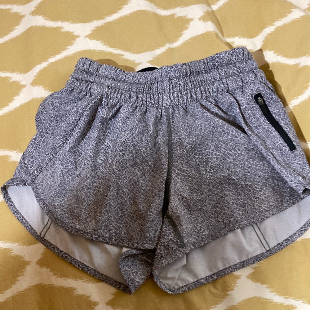 Lululemon Tracker Running Shorts - 6